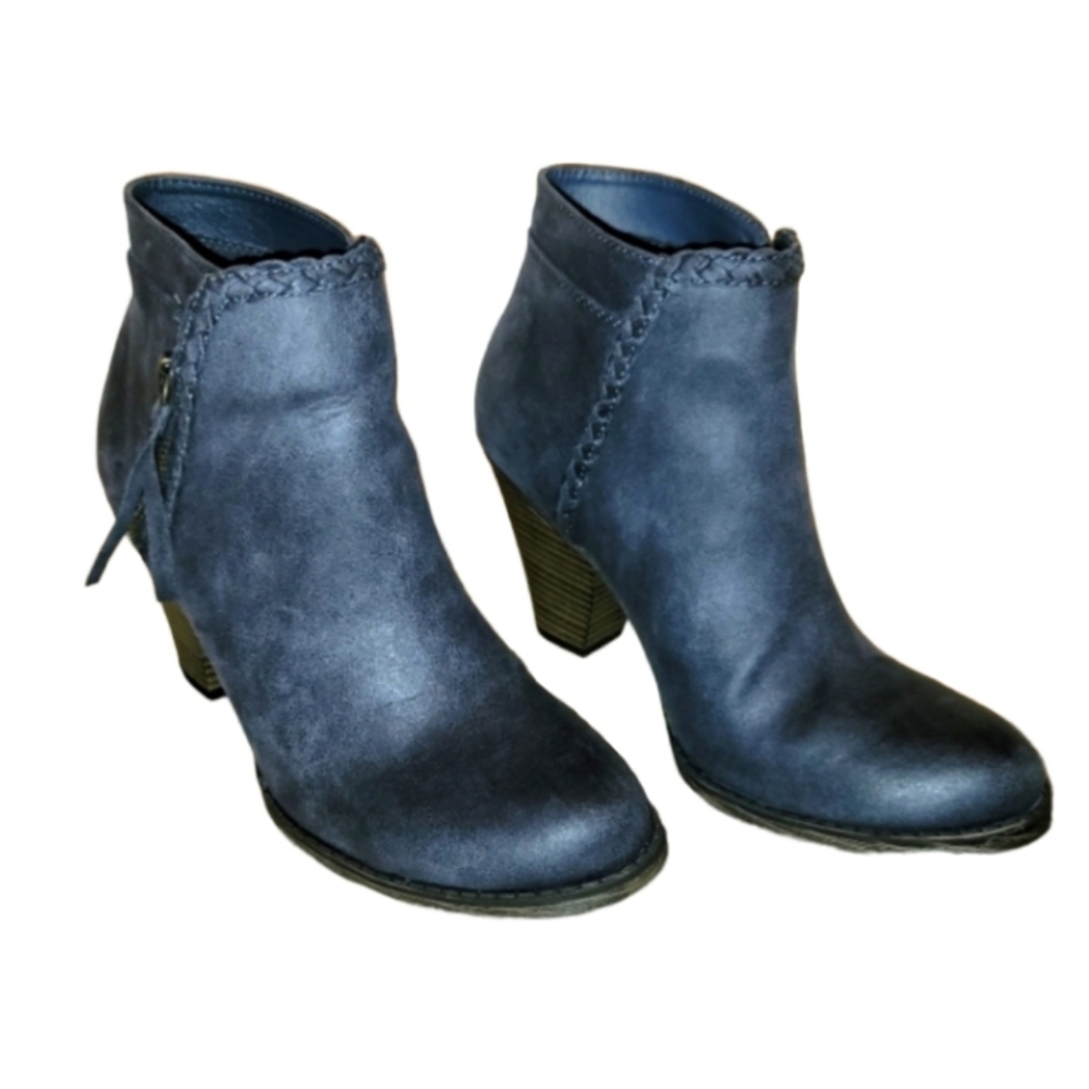 Gray/Blue Ankle Boots